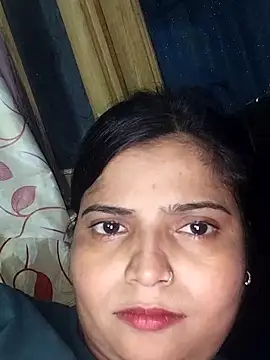 Hot-Pooja25 online show from 04-24-26, 02:30