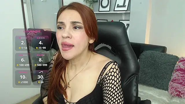 KendallWood  online show from 07-10-26, 03:55