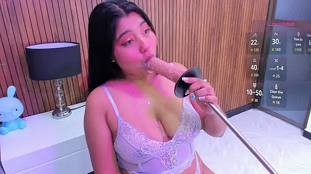 Snapshot of mysticlatina1 chatting on 10-28-25, 11:47 mysticlatina1 online show from 10-28-25, 11:47