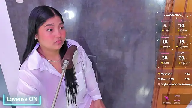 Snapshot of mysticlatina1 chatting on 11-30-25, 11:58 mysticlatina1 online show from 11-30-25, 11:58