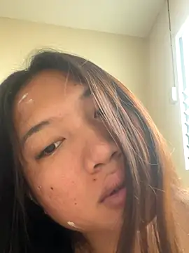 Snapshot of cassie_cakes chatting on 11-24-25, 06:02 cassie cakes online show from 11-24-25, 06:02