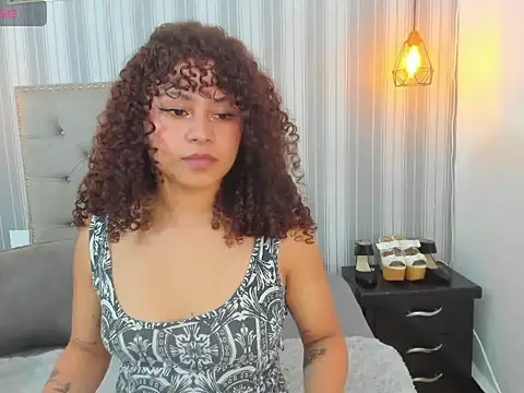 Sofiapassionne online show from 02-17-26, 06:14