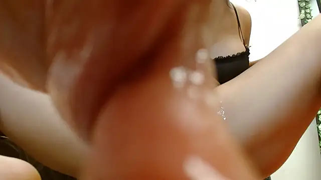 Nataly Burning online show from 12-16-25, 04:01