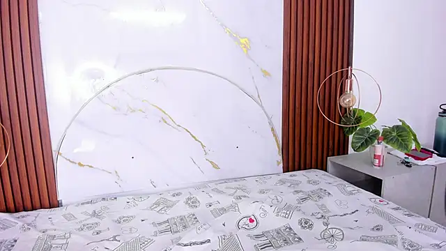 Snapshot of marianarey1_ chatting on 11-19-25, 08:20 marianarey1 online show from 11-19-25, 08:20