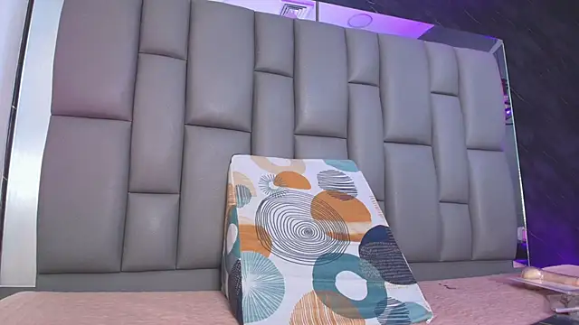 kissme luna online show from 11-13-25, 07:13