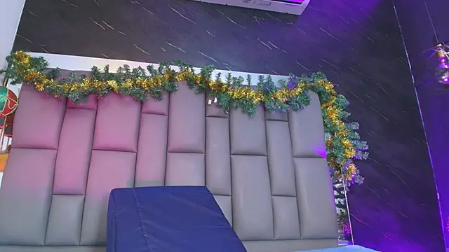 kissme luna online show from 12-05-25, 06:59