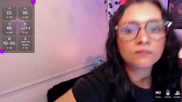 MarilynWhite  online show from 10-23-25, 10:30