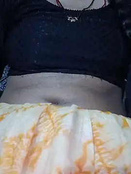 Snapshot of Aasha_devi05 chatting on 09-12-25, 05:13 Aasha devi05 online show from 09-12-25, 05:13