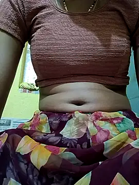 Snapshot of Aasha_devi05 chatting on 09-24-25, 09:45 Aasha devi05 online show from 09-24-25, 09:45