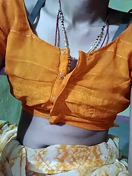 Snapshot of Aasha_devi05 chatting on 10-01-25, 11:00 Aasha devi05 online show from 10-01-25, 11:00