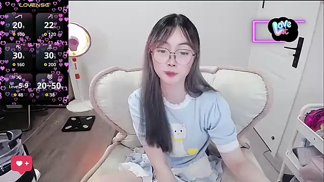 Snapshot of baby-yaya20 chatting on 02-09-26, 11:14 baby-yaya20 online show from 02-09-26, 11:14