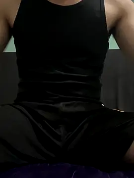 Snapshot of DuyPhat05 chatting on 09-19-25, 02:40 DuyPhat05 online show from 09-19-25, 02:40