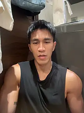 Snapshot of gooodboiii chatting on 04-28-26, 04:01 gooodboiii online show from 04-28-26, 04:01