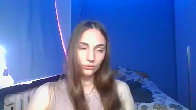 Zulenaa online show from 07-13-26, 05:49
