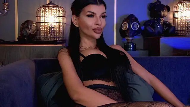 Snapshot of EleniaDevons chatting on 10-20-25, 09:32 EleniaDevons online show from 10-20-25, 09:32