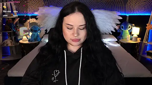 SerahMirabeli online show from 11-22-25, 07:46