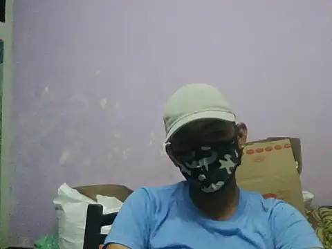 Snapshot of Manslust chatting on 11-12-25, 07:42 Manslust online show from 11-12-25, 07:42