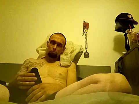 Nocturnal Eros online show from 09-14-25, 06:45