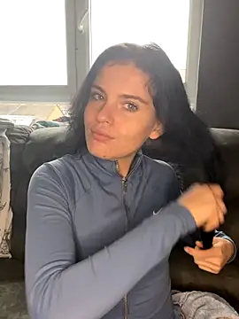 Camwithchlox online show from 10-18-25, 12:28