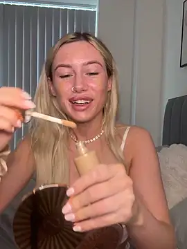 SexySaraxxoo online show from 02-10-26, 11:25