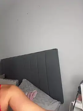 SexySaraxxoo online show from 07-10-26, 10:45