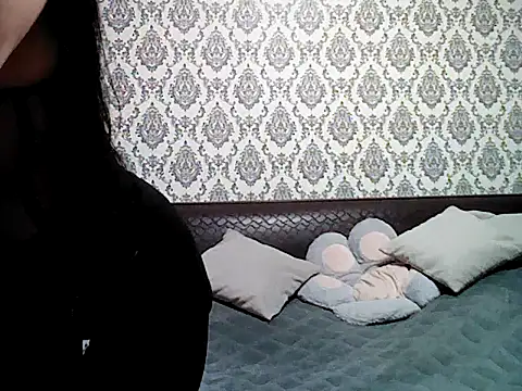 Snapshot of Kelyra chatting on 07-10-26, 01:14 Kelyra online show from 07-10-26, 01:14