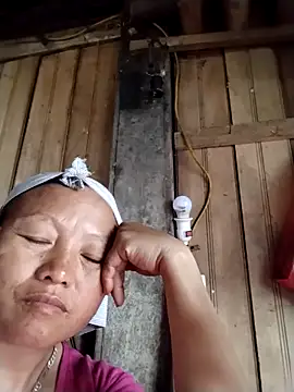 Snapshot of Samdim23 chatting on 09-18-25, 01:51 Samdim23 online show from 09-18-25, 01:51