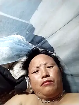 Snapshot of Samdim23 chatting on 10-16-25, 10:33 Samdim23 online show from 10-16-25, 10:33