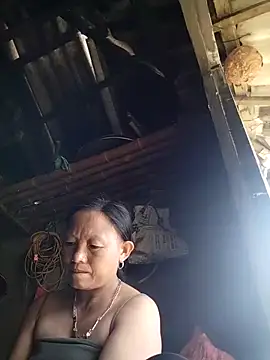 Snapshot of Samdim23 chatting on 10-18-25, 02:14 Samdim23 online show from 10-18-25, 02:14