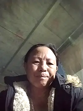 Snapshot of Samdim23 chatting on 11-01-25, 10:01 Samdim23 online show from 11-01-25, 10:01