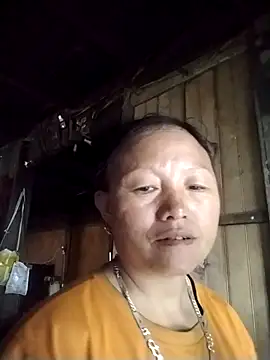 Snapshot of Samdim23 chatting on 11-10-25, 02:43 Samdim23 online show from 11-10-25, 02:43