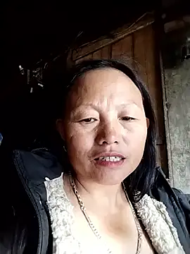 Snapshot of Samdim23 chatting on 11-22-25, 02:54 Samdim23 online show from 11-22-25, 02:54