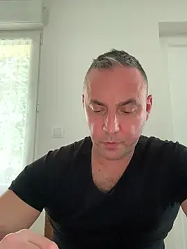 Snapshot of Marronglace1 chatting on 03-06-26, 09:28 Marronglace1 online show from 03-06-26, 09:28