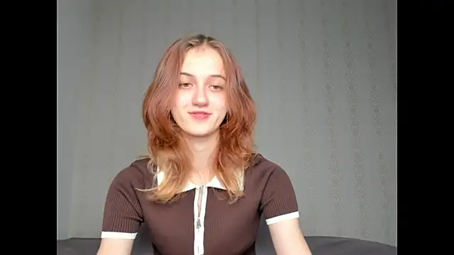 Snapshot of dreamy_pollyyy chatting on 10-11-25, 06:17 dreamy pollyyy online show from 10-11-25, 06:17