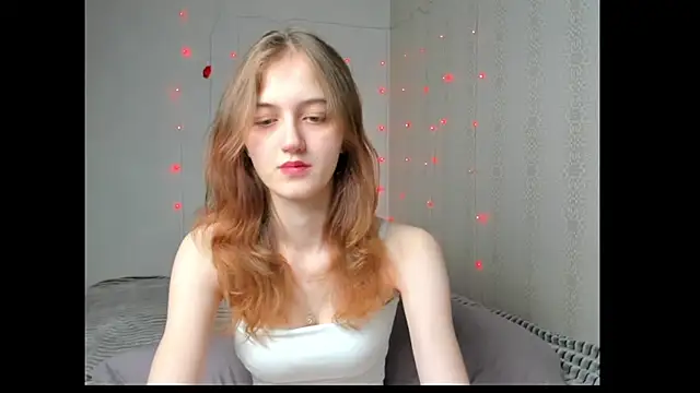 Snapshot of dreamy_pollyyy chatting on 05-16-26, 07:34 dreamy pollyyy online show from 05-16-26, 07:34
