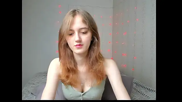 Snapshot of dreamy_pollyyy chatting on 05-22-26, 04:41 dreamy pollyyy online show from 05-22-26, 04:41