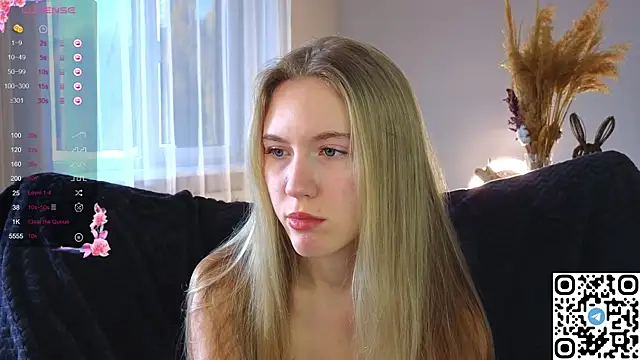 Succubelle online show from 10-28-25, 06:06