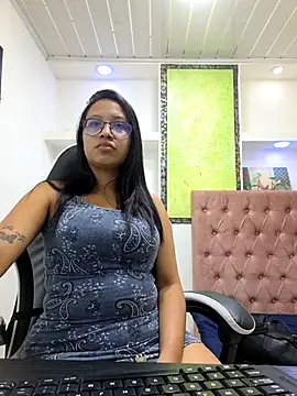 susan mooree online show from 11-25-25, 07:03