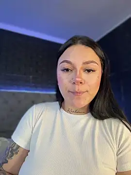 Snapshot of Megaan__More chatting on 04-30-26, 02:29 Megaan More online show from 04-30-26, 02:29