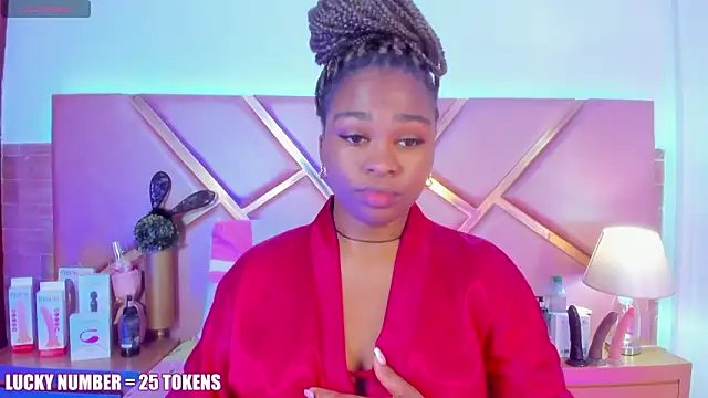 SophieSinclair online show from 03-18-26, 12:52