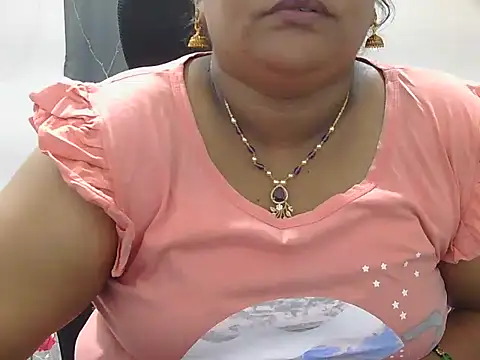 Snapshot of Nisha-telugu chatting on 07-11-26, 06:54 Nisha-telugu online show from 07-11-26, 06:54
