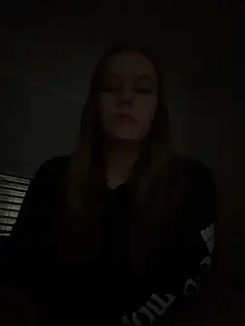 Snapshot of AllesandraLove chatting on 02-15-26, 08:46 AllesandraLove online show from 02-15-26, 08:46