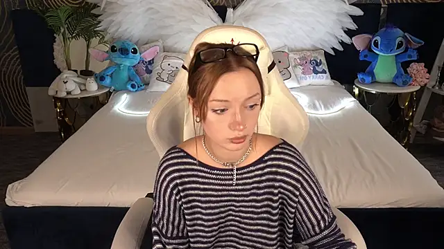 Snapshot of FoxyMayy chatting on 10-02-25, 12:45 FoxyMayy online show from 10-02-25, 12:45