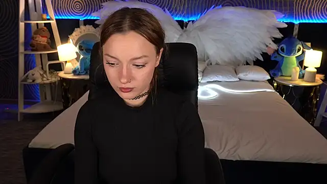 Snapshot of FoxyMayy chatting on 11-27-25, 08:22 FoxyMayy online show from 11-27-25, 08:22