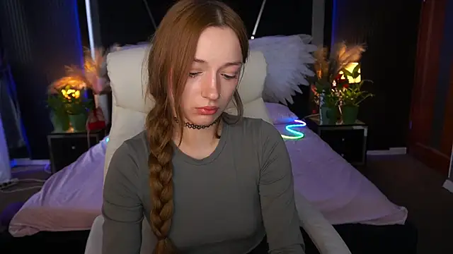 Snapshot of FoxyMayy chatting on 05-10-26, 02:22 FoxyMayy online show from 05-10-26, 02:22