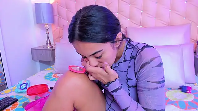 Leslie Bussh  online show from 03-27-26, 12:05