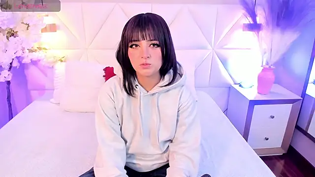 Snapshot of Adara__carter_ chatting on 10-02-25, 03:13 Adara carter online show from 10-02-25, 03:13