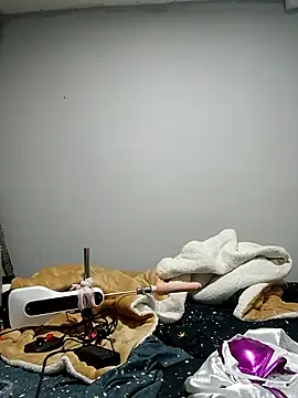 ZARAY 1118 online show from 04-08-26, 01:38