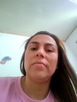 Snapshot of vanessa-titisM chatting on 04-25-26, 05:10 vanessa-titisM online show from 04-25-26, 05:10