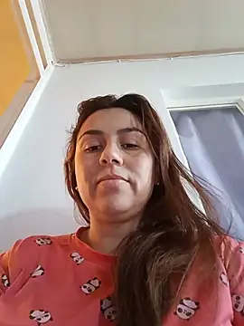 Snapshot of vanessa-titisM chatting on 05-23-26, 03:27 vanessa-titisM online show from 05-23-26, 03:27